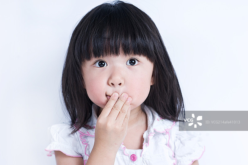 惊讶的小女孩图片素材