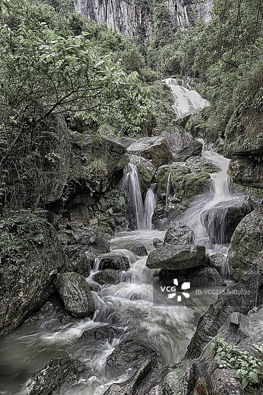重庆武隆天坑山溪图片素材