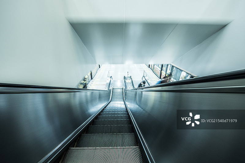 城市地铁出入口图片素材