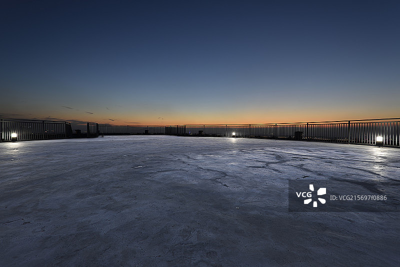 直升机停机坪夜景图片素材