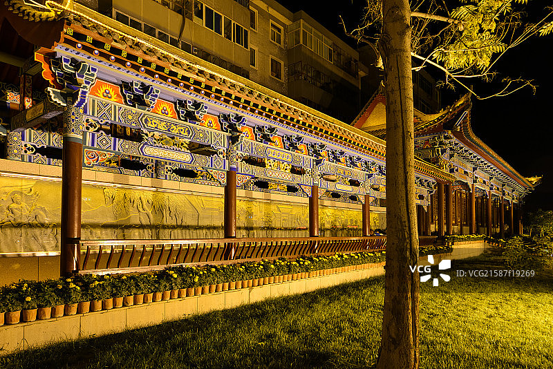 甘肃省张掖大佛寺夜景图片素材