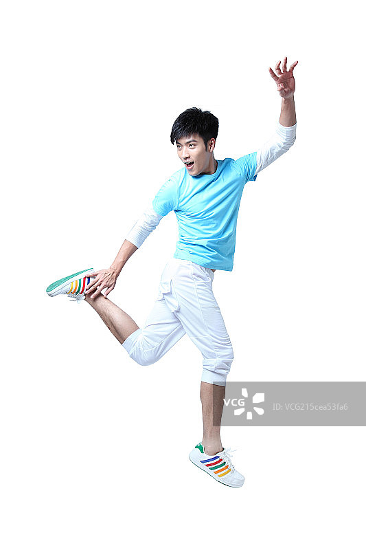 跳跃的年轻男人图片素材