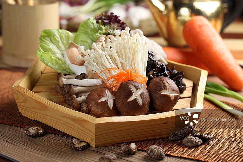 菌菇拼盘图片素材
