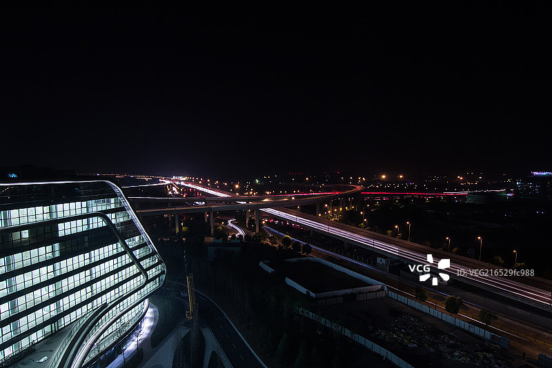 上海虹桥凌空soho夜景图片素材