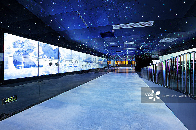 地下梦幻通道图片素材