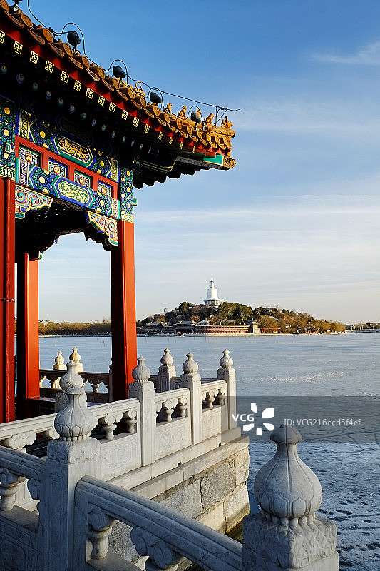 北海公园白塔图片素材