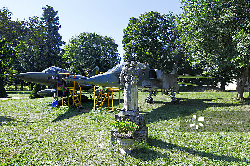 法国勃艮第古堡图片素材