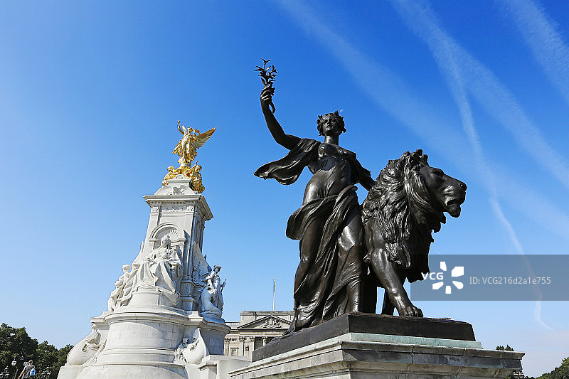 白金汉宫胜利女神纪念碑图片素材