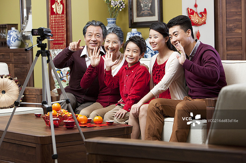 一家人新年合影图片素材