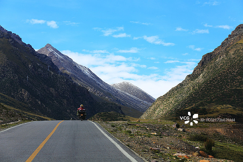 西藏那曲公路图片素材