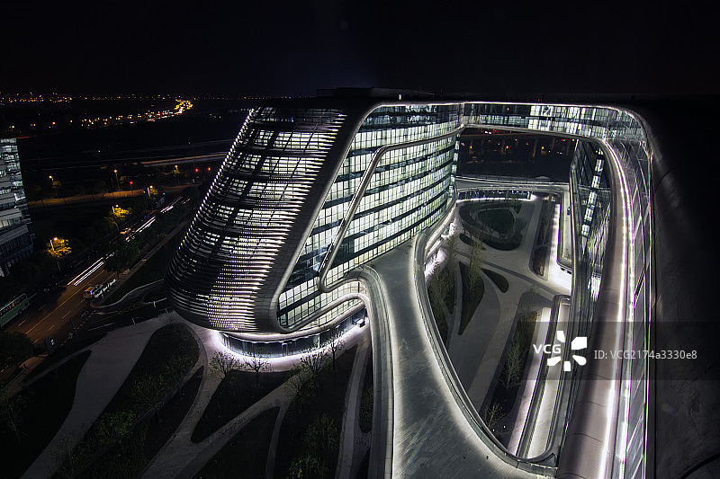 上海虹桥凌空soho夜景图片素材