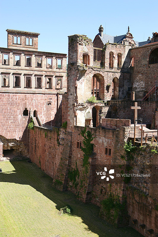 残破的建筑图片素材