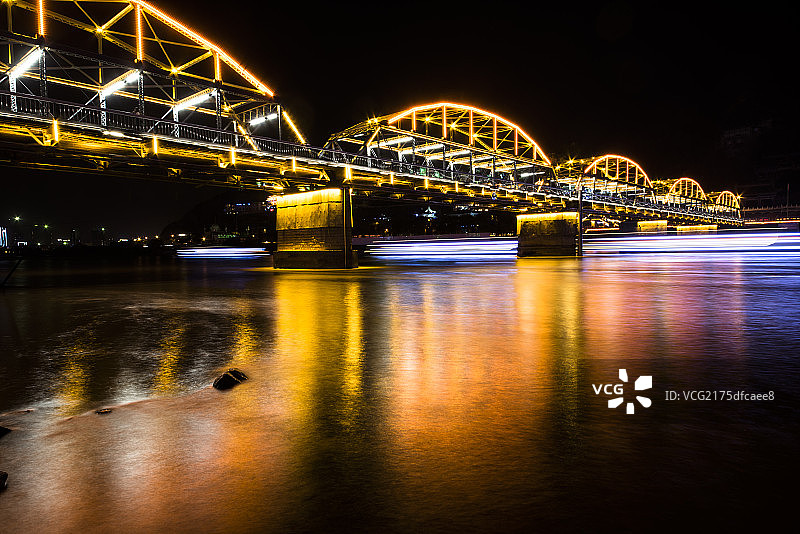 兰州黄河铁桥夜景图片素材