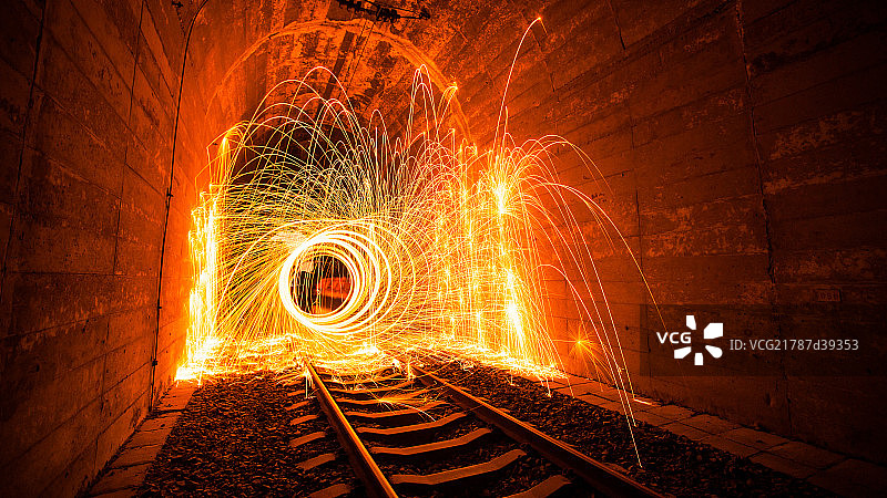 火车隧道图片素材