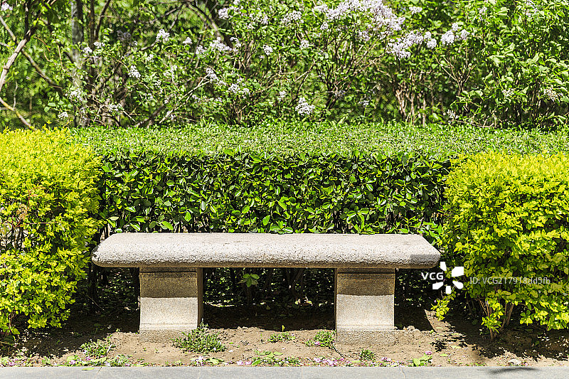 小区内石椅图片素材