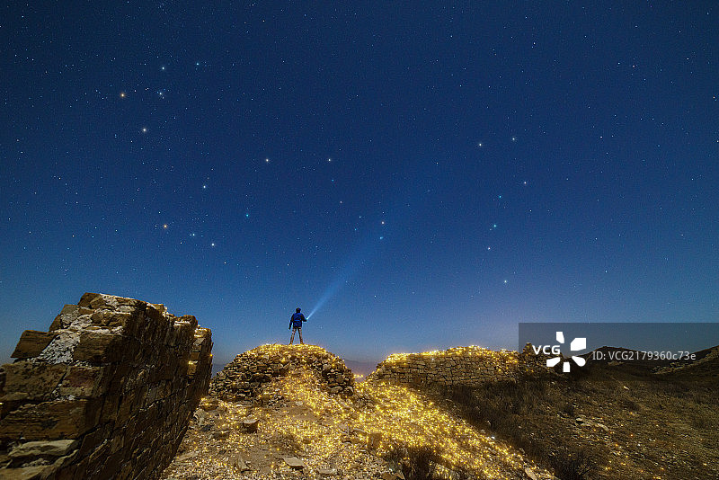 长城寻星星满地图片素材