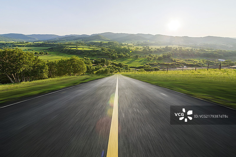 内蒙古日落草原公路图片素材