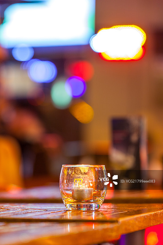 上海新天地石库门繁华商业街街区图片素材