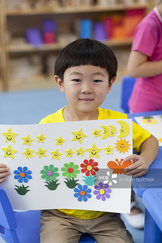 小朋友画画图片素材