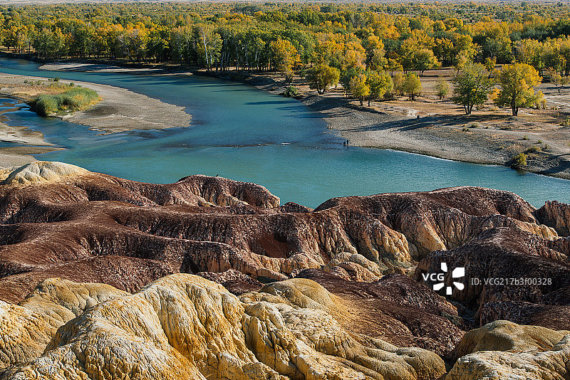 新疆布尔津五彩滩图片素材