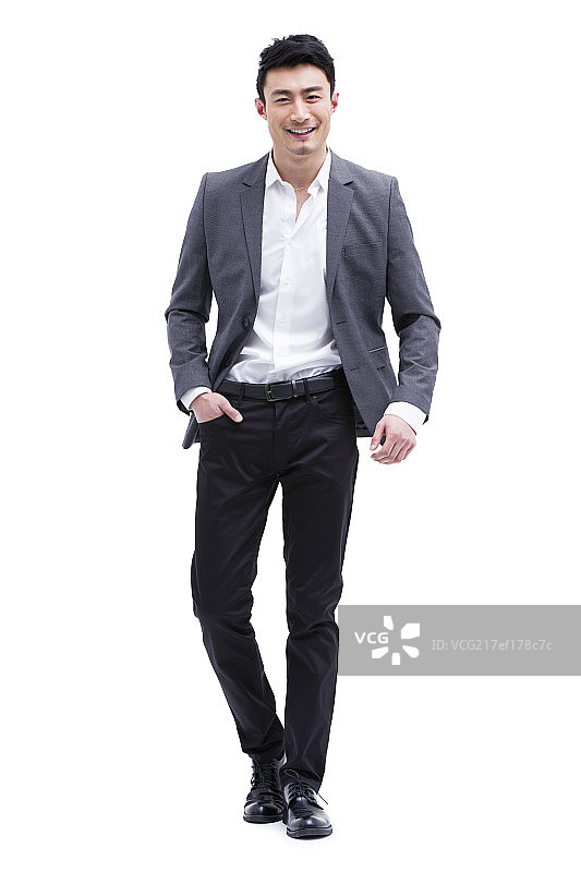 时尚的商务男士走路图片素材