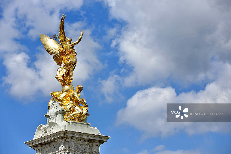 白金汉宫维多利亚女王纪念碑图片素材