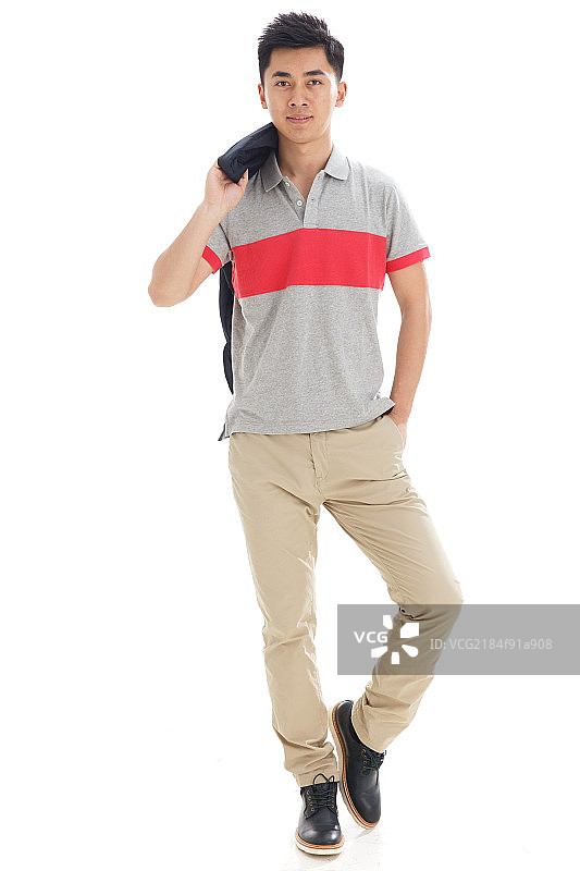 一个帅气的青年男人图片素材