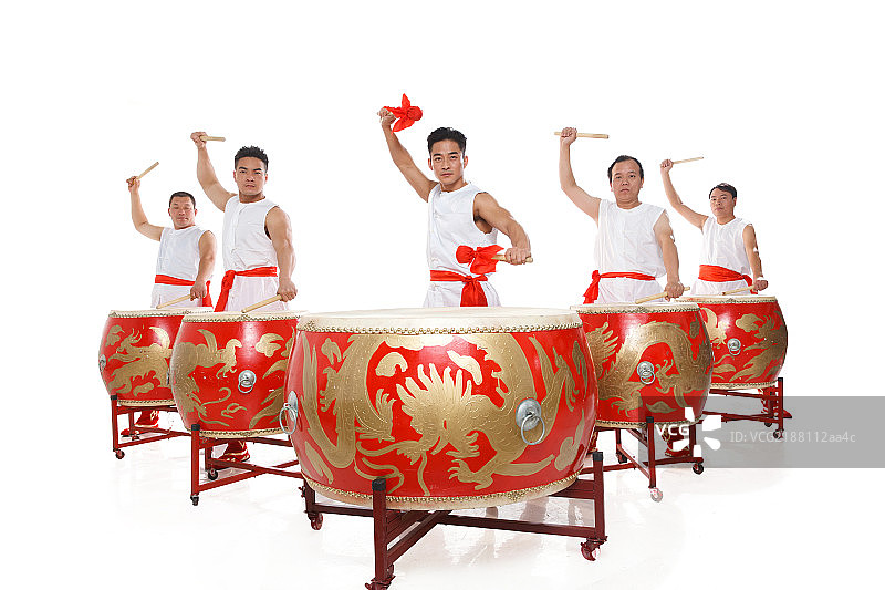 表演者在击鼓图片素材