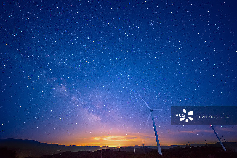 星空下的风车图片素材