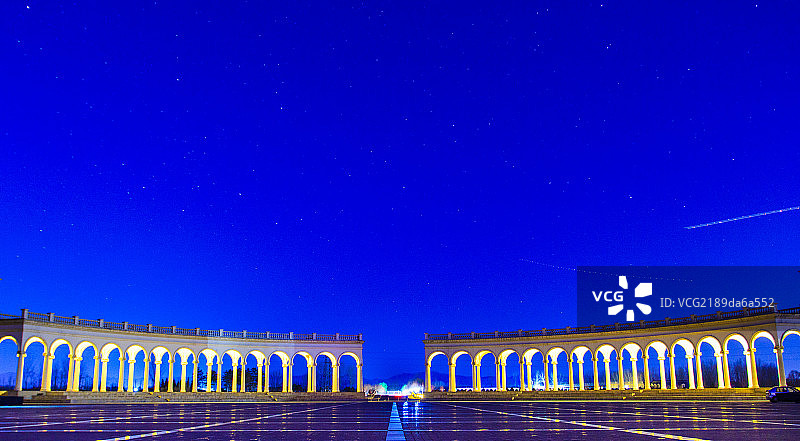 城堡夜景图片素材