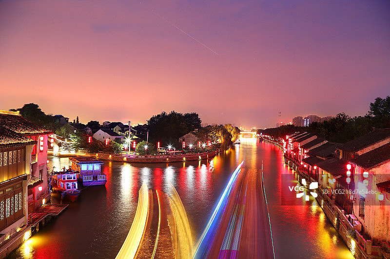 江南水乡古镇夜景图片素材
