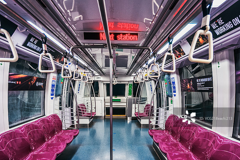 地铁列车室内图片素材