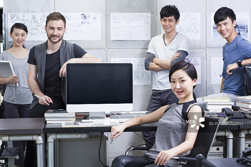 办公室职员合影图片素材