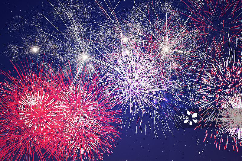 夜晚的烟花图片素材