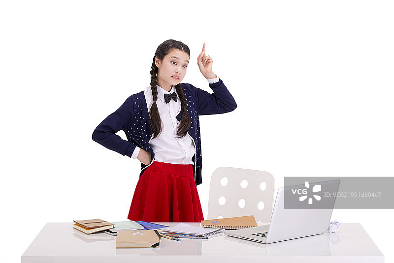 动作夸张的小学生图片素材