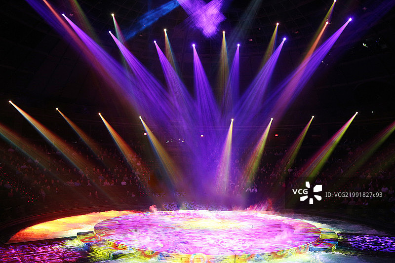 剧院内舞台与灯光图片素材