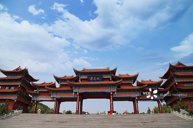 威海华夏城第一牌楼图片素材