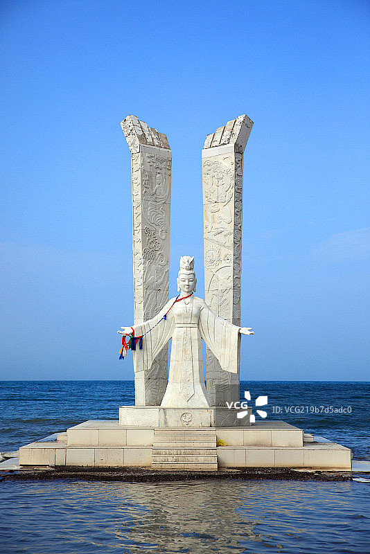 青海湖西王母雕像图片素材