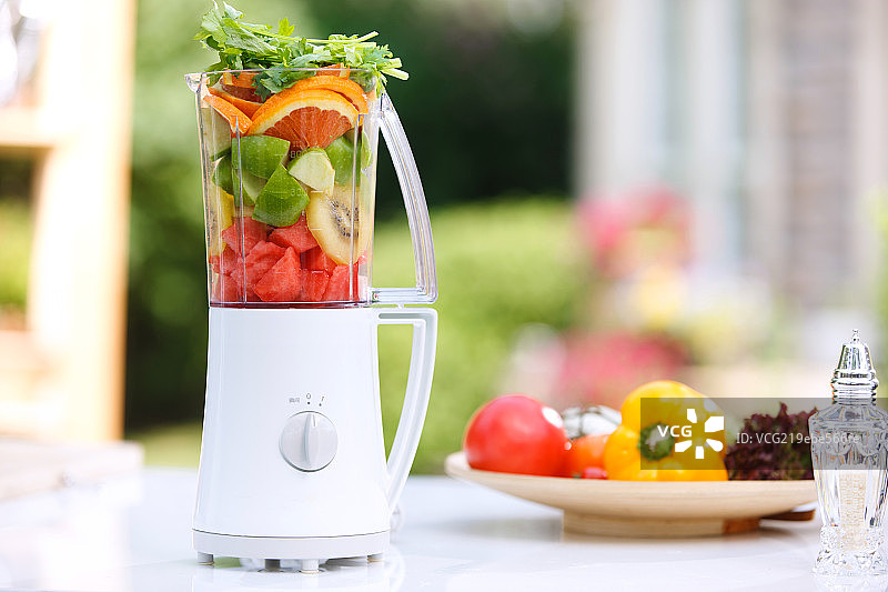 榨汁机及蔬果图片素材