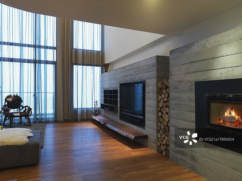 客厅里的壁炉图片素材