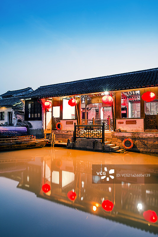 周庄古镇夜景图片素材