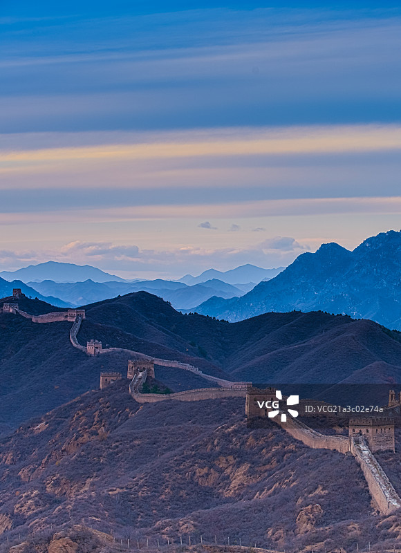 竖构图自然风光长城图片素材