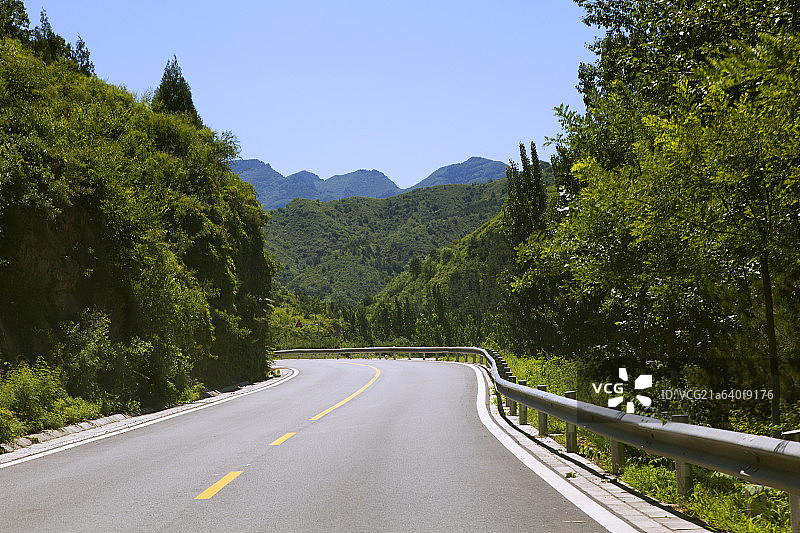 干净的柏油路公路图片素材
