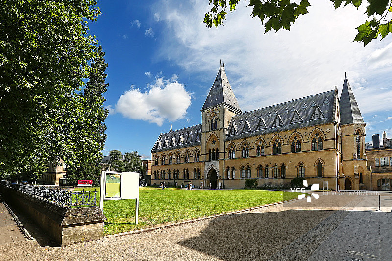 著名的英国牛津大学图片素材