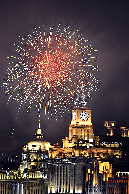 上海城市景观外滩焰火表演图片素材