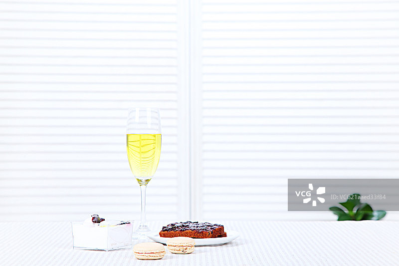 香槟与点心图片素材