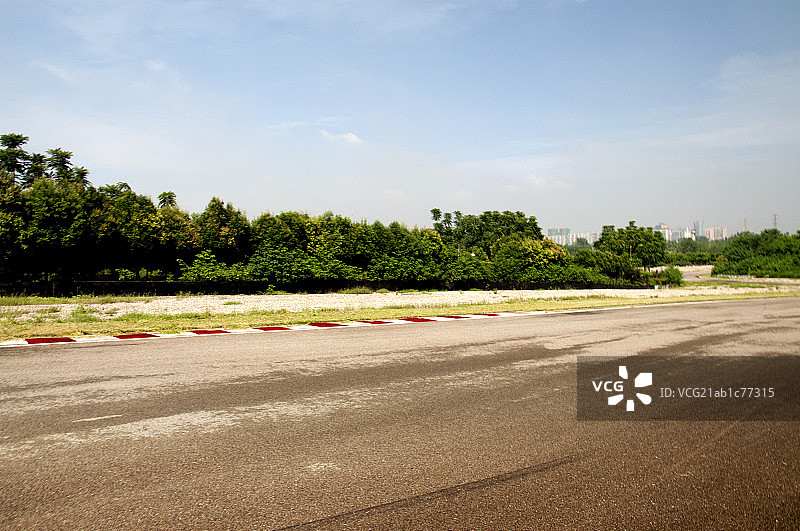 F1汽车赛道图片素材