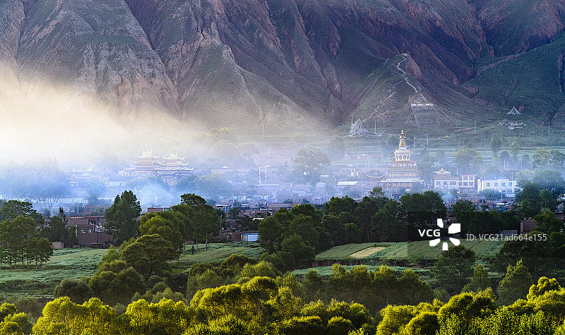 青海同仁夏河风光图片素材