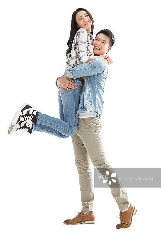 坠入爱河的青年情侣图片素材