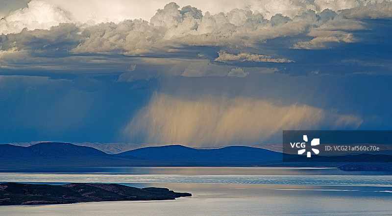 黄河源头鄂陵湖图片素材
